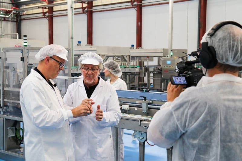Alinatur team on a production line